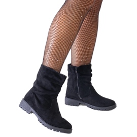 Botins pretos enrugados feitos de camurça ecológica Hinda