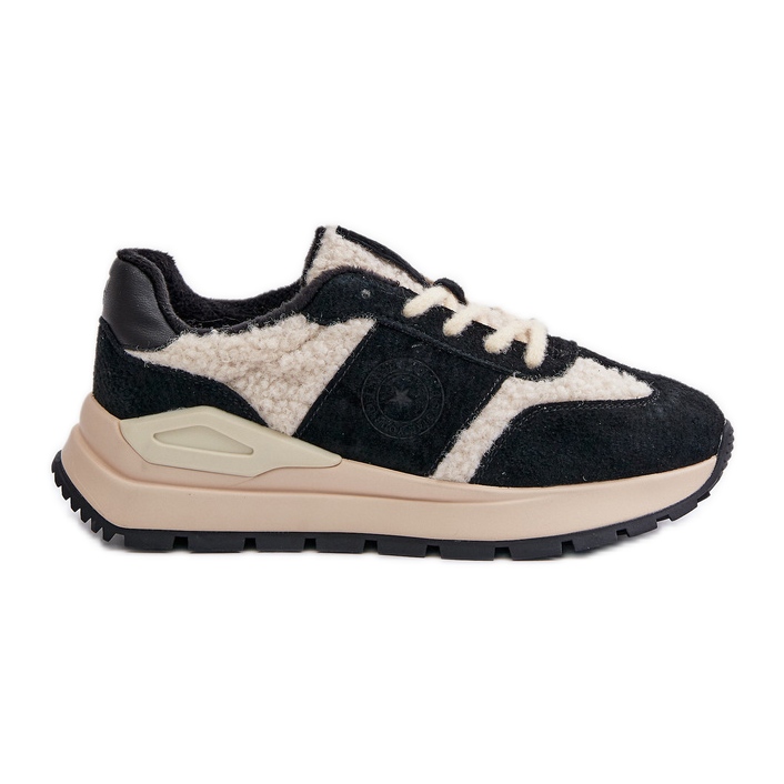 Tênis feminino de couro isolado Big Star OO274A318 HI-POLY System preto