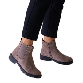 Botins casuais clássicos marrons feitos de couro ecológico Salara marrom