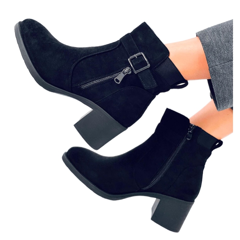 Botins clássicos de salto alto Preto