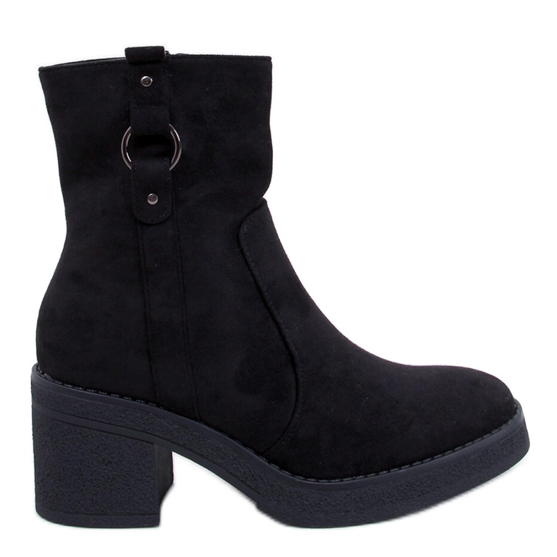 Botins pretos de salto largo Botins pretos de salto largo