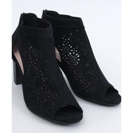 Ankle boot com bico aberto Pierre Black - Inello preto