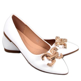 Sapatilhas elegantes com fivela Simona Branco - Inello