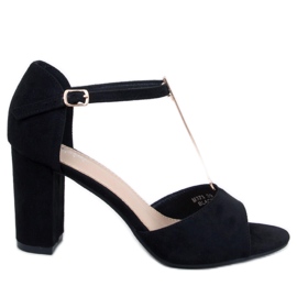 Sandália de salto alto com decoração dourada Ferdi Preto - Inello