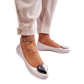 Step in style Sapatilhas Modelo Zaxy LL285030 Bege Claro - Entre com estilo