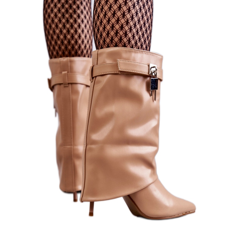 Step in style Botas Modelo Steffi O41 Bege - Entre com estilo