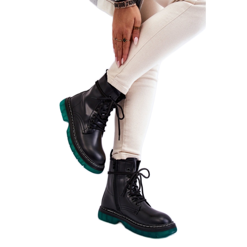 Step in style Botas de combate Modelo Trinah 22BT35-5079 Black_Green - Entre com estilo preto
