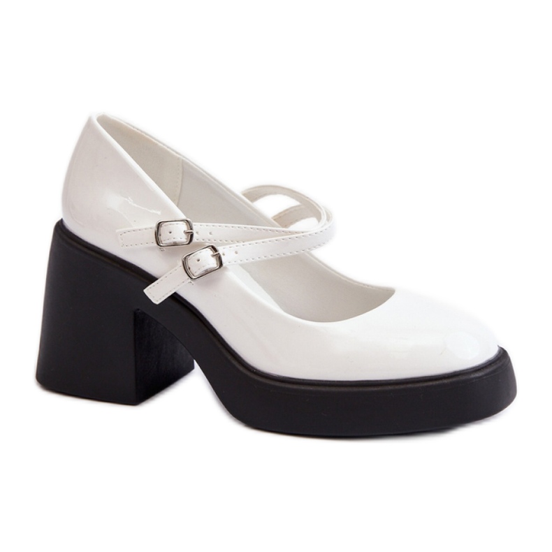 Bombas brancas de salto grosso branco