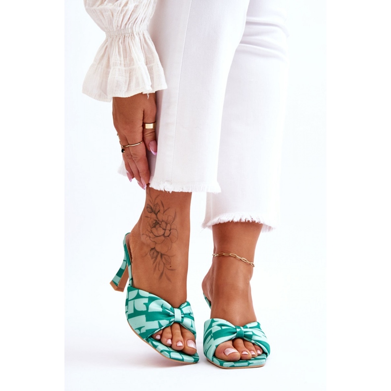 Step in style Sandália Chinelo Modelo Floria P-1317 Verde - Entre com estilo Step in style Sandália Chinelo Modelo Floria P-1317 Verde - Entre com estilo