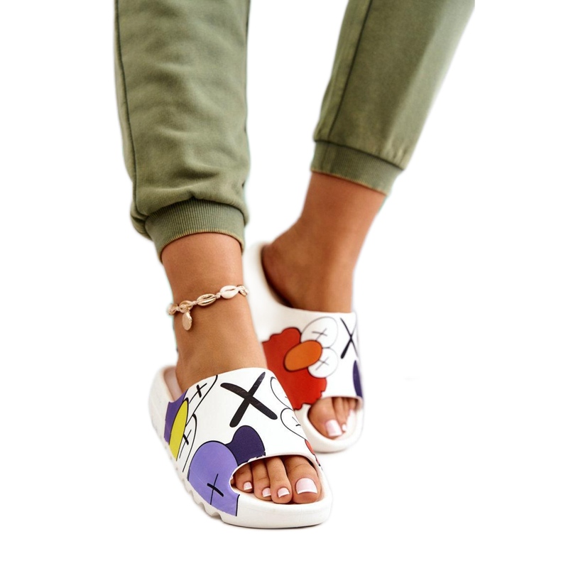 Chinelos femininos com estampa branca branco