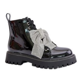 Botins femininos envernizados com laço preto