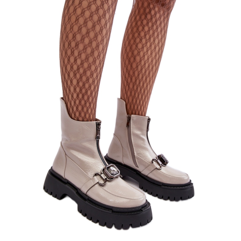 Botas rasteiras femininas cinza claro lacado