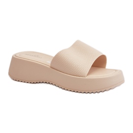 Step in style Sandália Chinelo Modelo Vimarils 695-01 Bege Claro - Entre com estilo