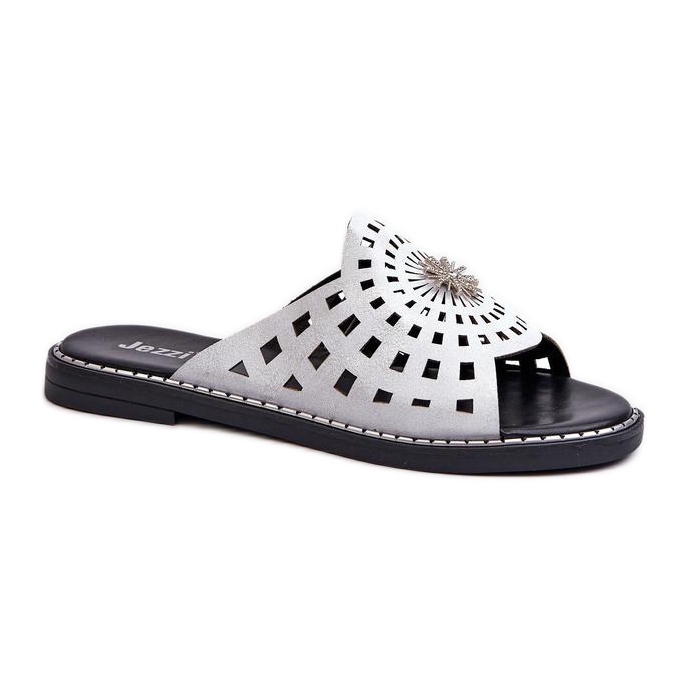 Step in style Chinelo Sandália Modelo Ebirena RMR2266-4 Prata - Entre com estilo cinza