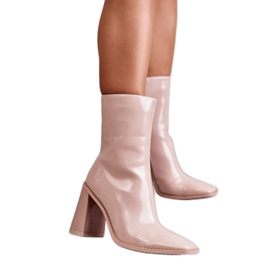 Step in style Botas Modelo Margit C-229 Bege - Entre com estilo rosa Step in style Botas Modelo Margit C-229 Bege - Entre com estilo rosa