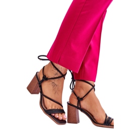 Step in style Sandálias Modelo Seyna H8-380 Pretas - Entre com estilo preto