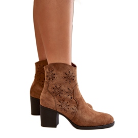 Step in style Botas Modelo Nevishiia ASA250-3 Marrom - Entre com estilo