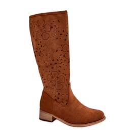 Botas femininas camel com aberturas marrom