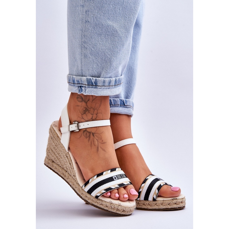 Step in style Sandálias Modelo Big Star LL274878 Brancas - Entre com estilo branco