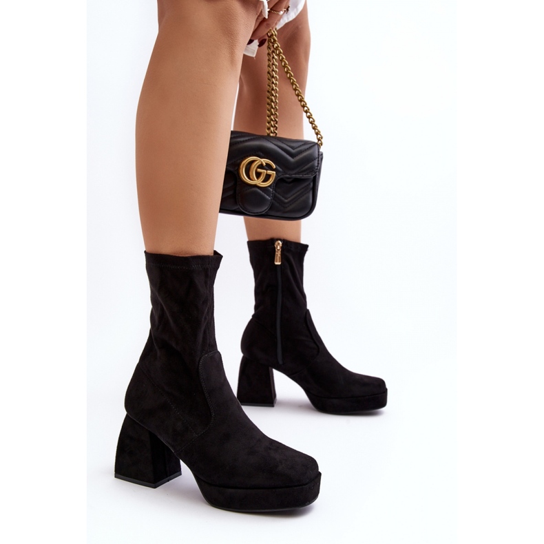 Step in style Botas Modelo Adelles HP-340 Pretas – Entre com estilo preto