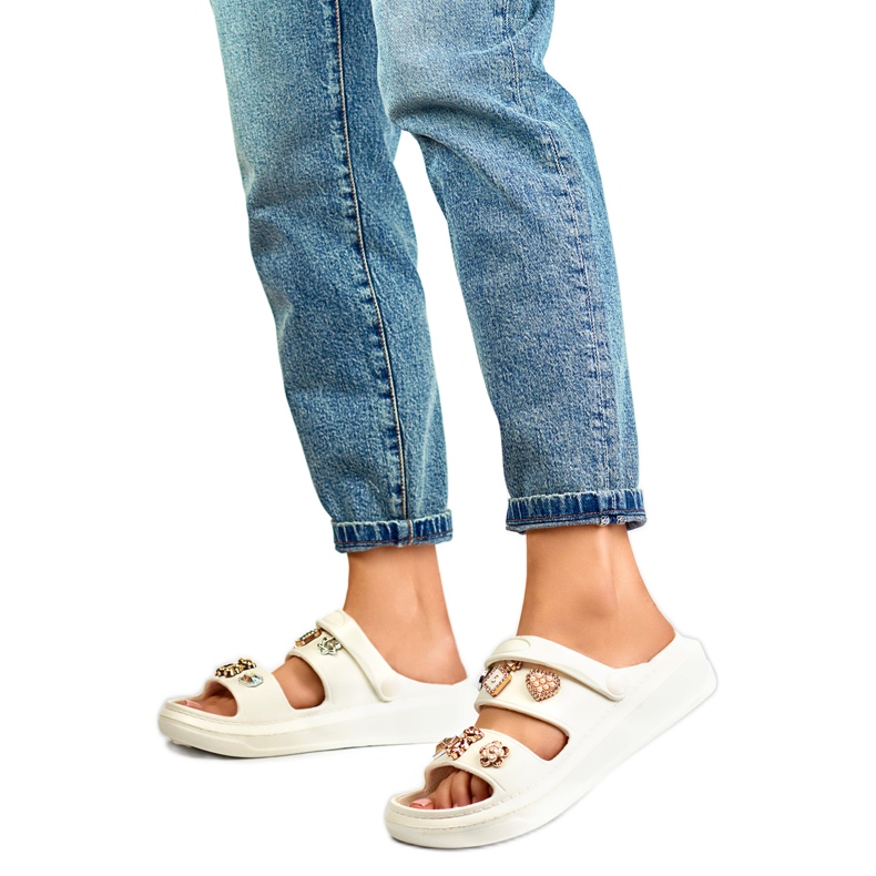 Sandálias femininas decoradas JHC3071W brancas branco