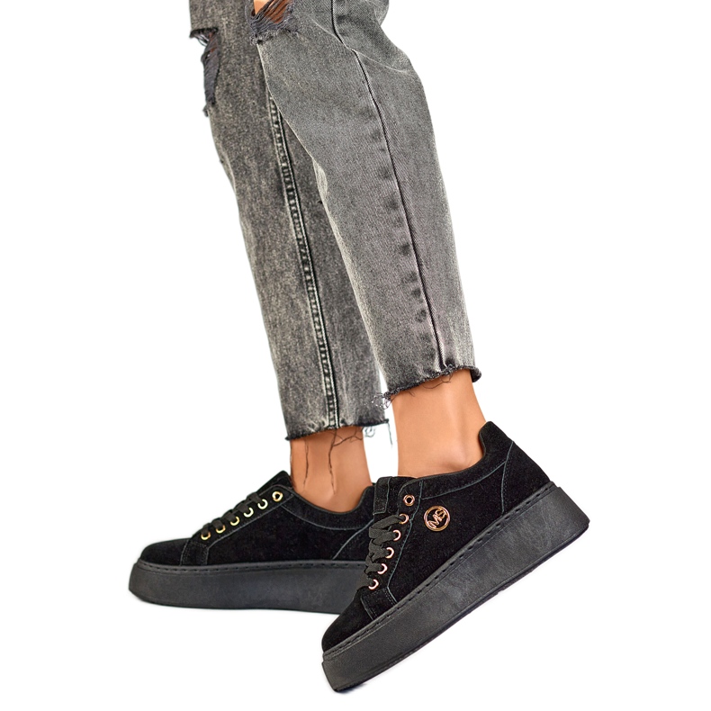 Calçados esportivos femininos na plataforma TL251B, pretos