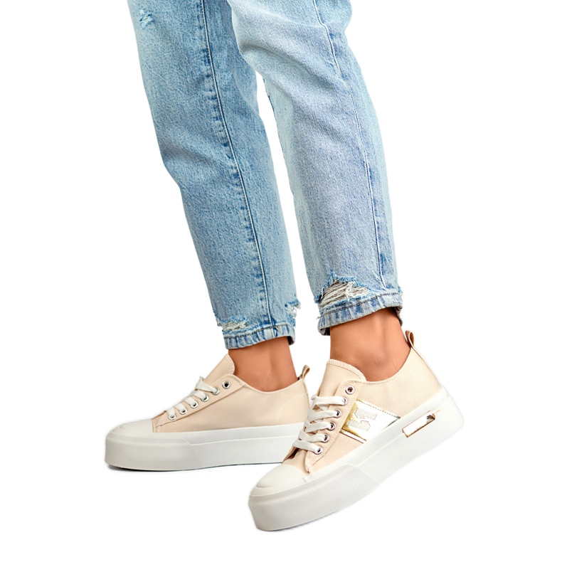 Tênis femininos na plataforma LY100BE bege