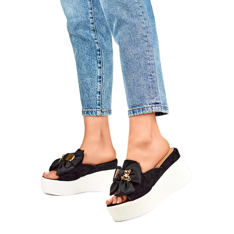 Chinelos femininos pretos 8082B