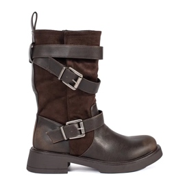 Botins castanhos de mulher com salto baixo e fivelas marrom