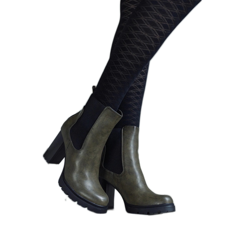 Botins verdes em couro ecológico Motena