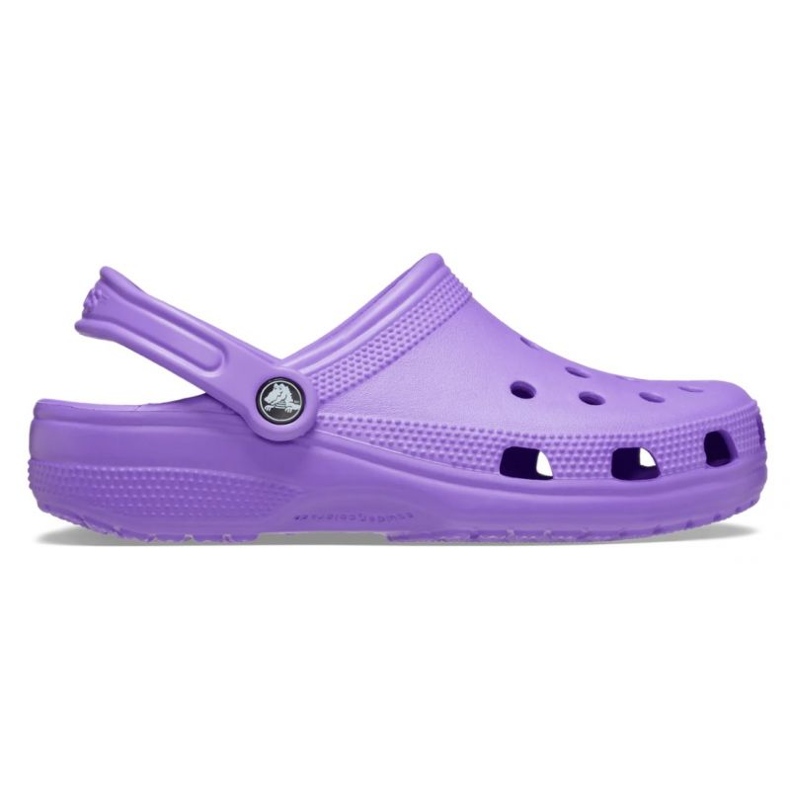 Chinelos Crocs Classic Clog 10001-5AJ tolet Chinelos Crocs Classic Clog 10001-5AJ tolet