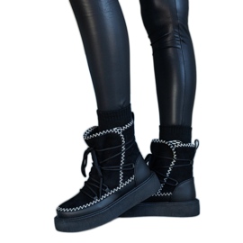 Botas de neve plataforma pretas com atacadores decorados com bordado Mckenzie preto