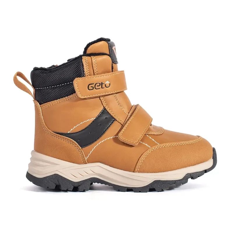 Botins de menino isolados com velcro castanho