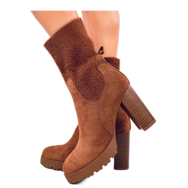 Botins de salto alto com punho elástico castanho