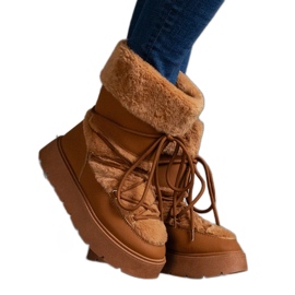 Botas de neve marrons, isoladas e deslizantes para mulheres, decoradas com pele marrom