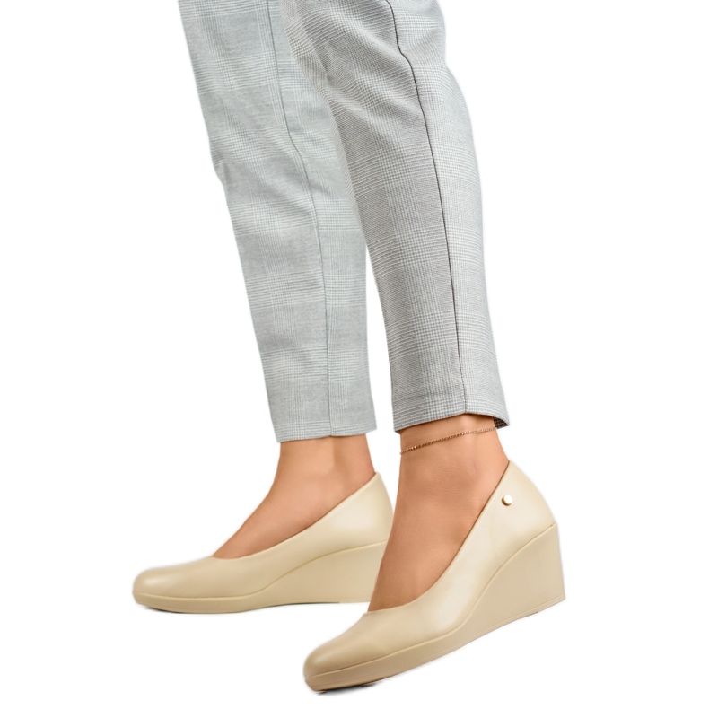 Bombas Modelo ZS992-2BE Bege - PRIMO