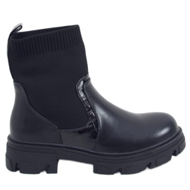 Botas pretas com meia preto Botas pretas com meia preto