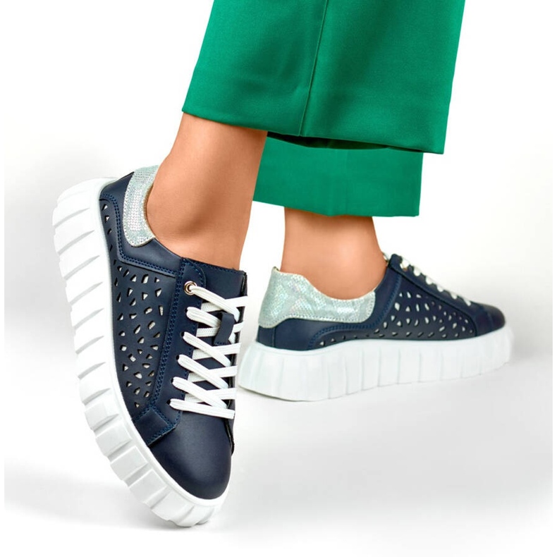 Sapatos plataforma de couro perfurado, azul marinho GD-XF72N