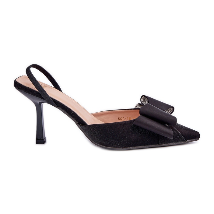 Salto alto em tecido preto com laço