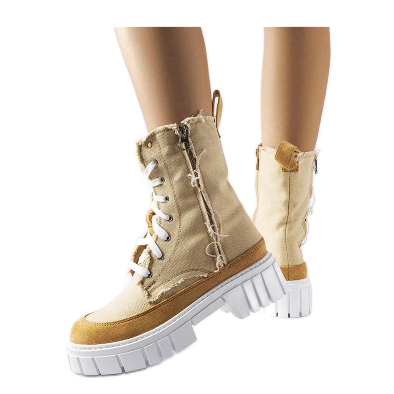 Botas com isolamento bege da Crispiero - Solea Botas com isolamento bege da Crispiero - Solea