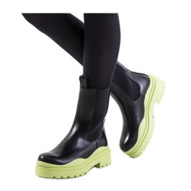 Botins pretos com sola verde Nester - Solea