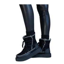 Botas de neve plataforma pretas com atacadores decoradas com bordado Mckenzie - Solea preto