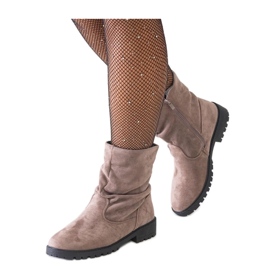 Botins castanhos enrugados em camurça ecológica Hinda - Solea