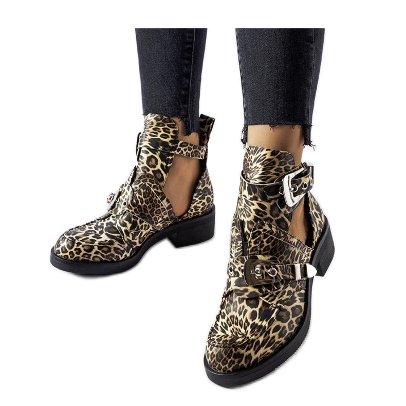 Botas com recortes com estampa de leopardo preto