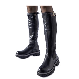 Botas pretas maciças com cinto decorativo da Stuart - Solea preto