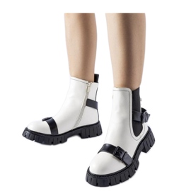Botins brancos com sola maciça da Fontarine - Solea