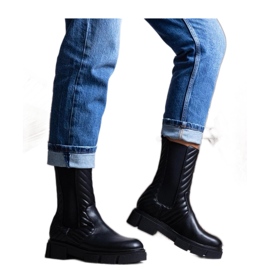Botins pretos com cinto Kevin - Solea