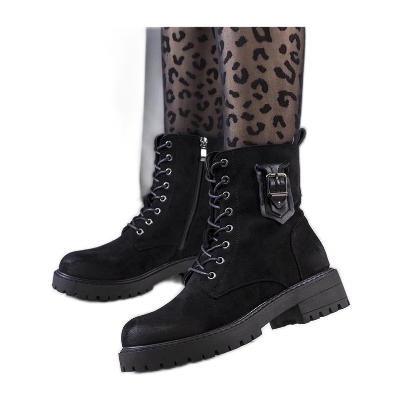 Armadilhas de camurça preta preto