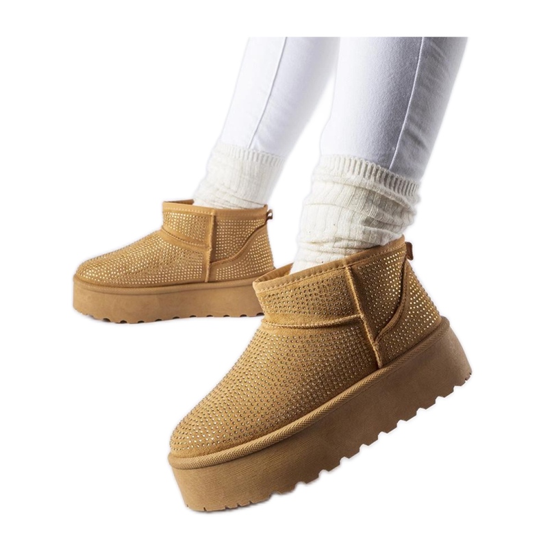 Botas de neve marrons com zircões castanho