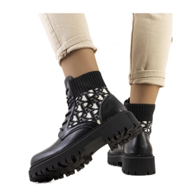 Botas pretas com uma parte superior flexível preto Botas pretas com uma parte superior flexível preto